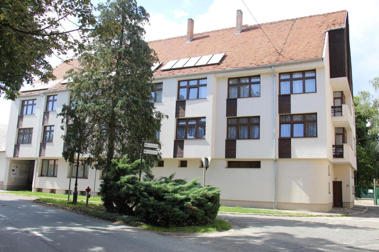 Kőszeg Harangtorony Szallo מראה חיצוני תמונה